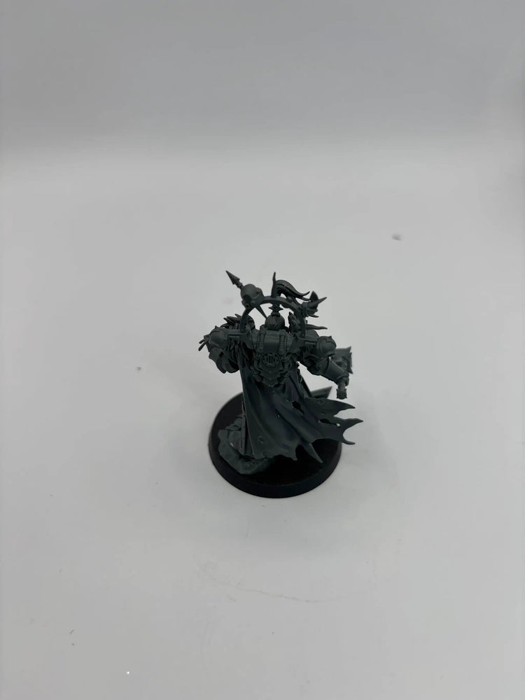 40K Chaos Space Marines Red Corsairs Reave Captain Unpainted, Unprimed Model by Battlebrush Games