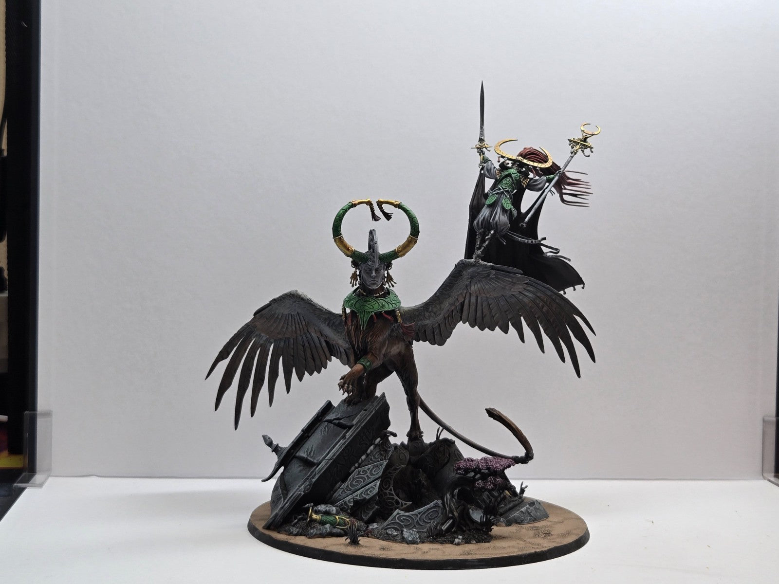Games Workshop Warhammer Age of Sigmar: Lumineth Realm-Lords: Archmage Teclis